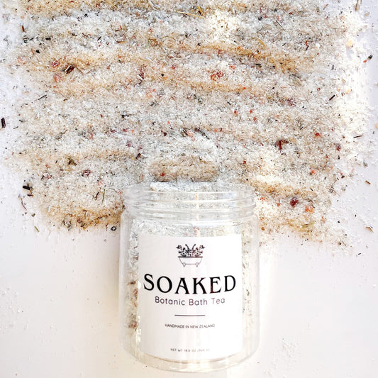 Ingredients for bath tea and bath soak if you need to reitalize your body. 